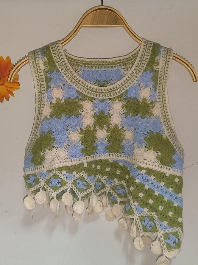 Women Summer Crocheted Halter Crop Top Crochet hook
