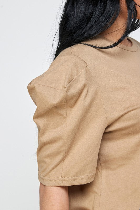 SOLID SHORT SLEEVE TOP