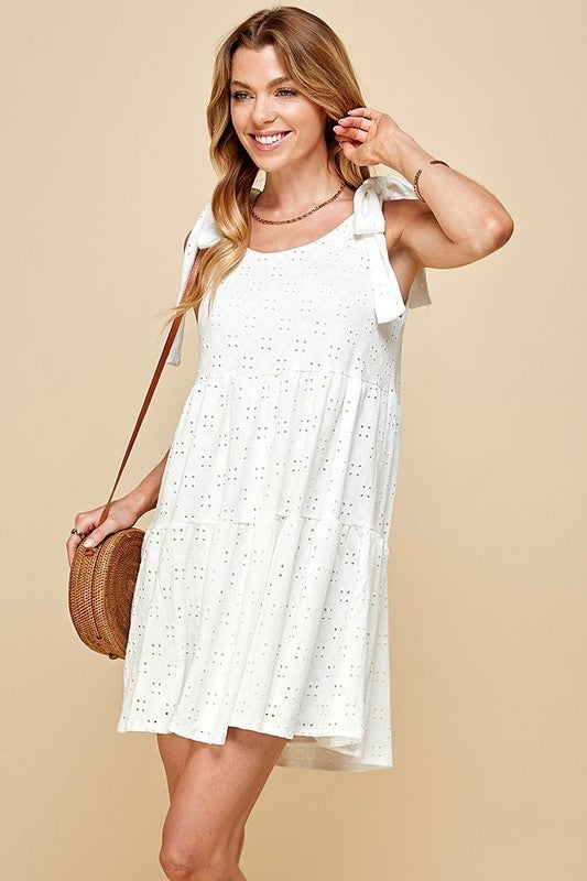 SOLID HOLLOW TIERED MIDI DRESS WITH RIBBON TIE