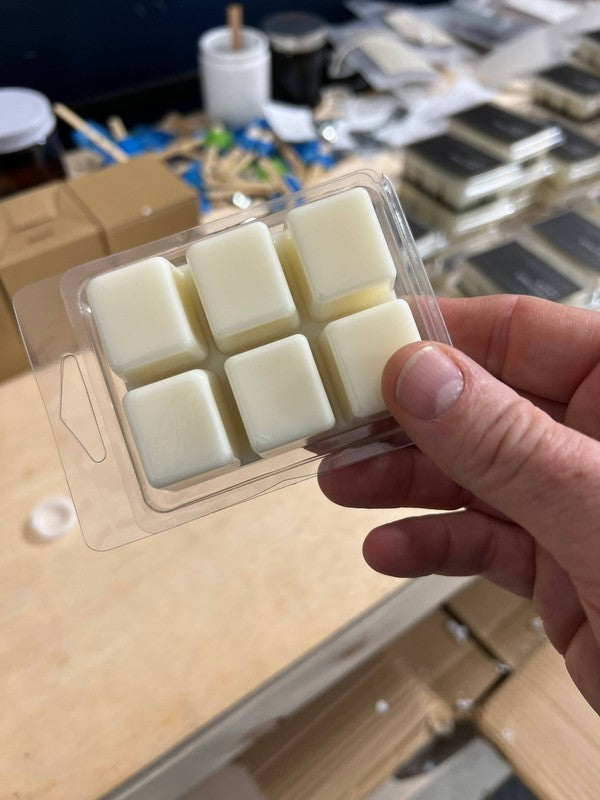 Soy Wax Candle - Wax Melts