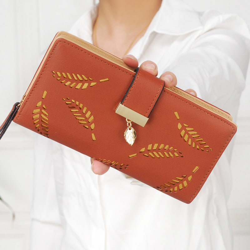 2021 new fashion ladies dress eighty percent off pierced Hand Bag Wallet Purse leaves students mobile phone bag bag