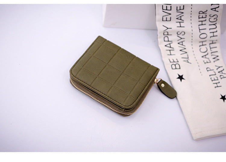 Lingge embossed coin purse