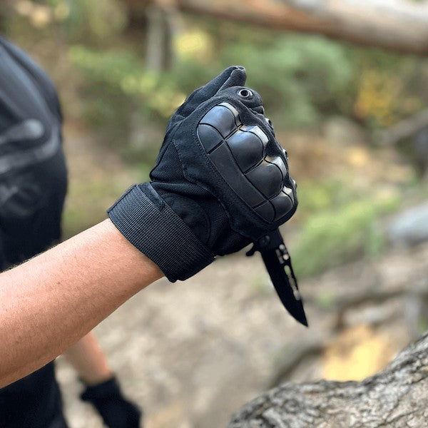Stay in the action without missing a message. These Airsoft Gloves with Touchscreen Fingertip Capability are built for combat, training, and outdoor missions—while keeping you connected. With reinforced protection and smart tech integration, they deliver the perfect balance of durability, dexterity, and digital access.