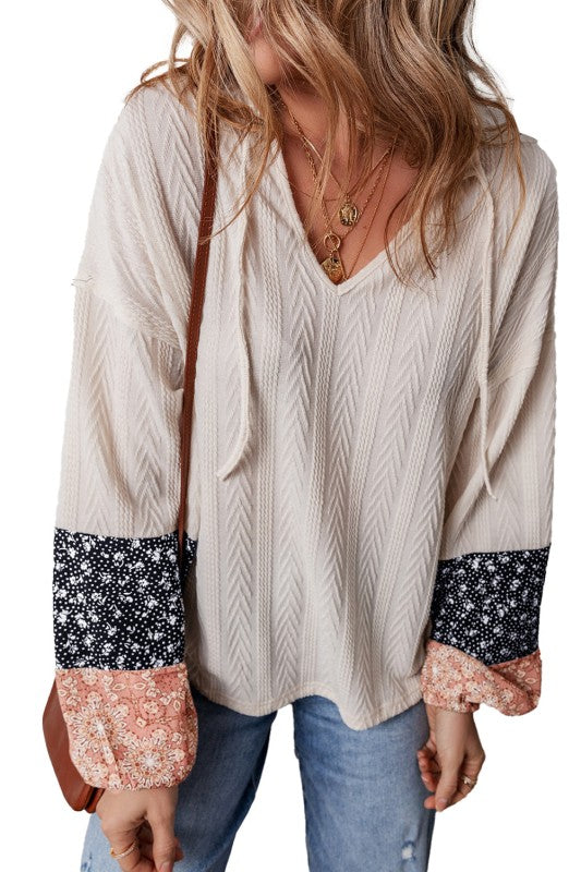 Suitable for both casual days and chic outings. (Versatile usage)