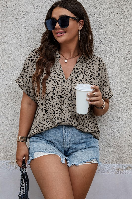 Short sleeves are ideal for warm weather and casual, effortless style.