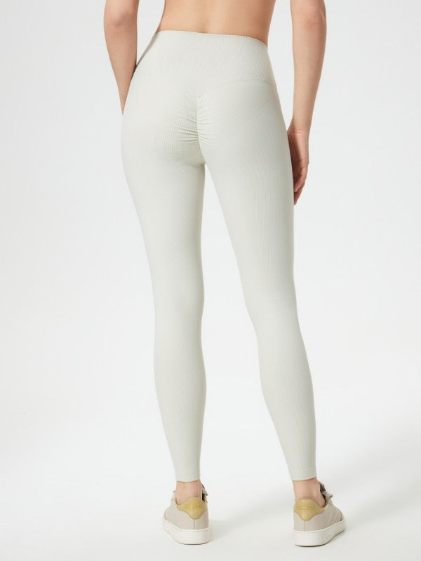 These aren’t just leggings—they’re your new power move. The JupiterGear High-Waisted Leggings are built to support your every step, stretch, and squat with a sleek silhouette and a waistband that actually stays put. Whether you're crushing a workout or cruising through your day, these leggings deliver comfort, confidence, and serious style.