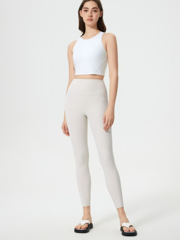These leggings don’t just fit—they flatter. The JupiterGear Wide Waistband Leggings are your secret weapon for looking fierce and feeling unstoppable. Designed with a high-rise, wide waistband that smooths, shapes, and stays put, they’re built for movement and made for compliments.