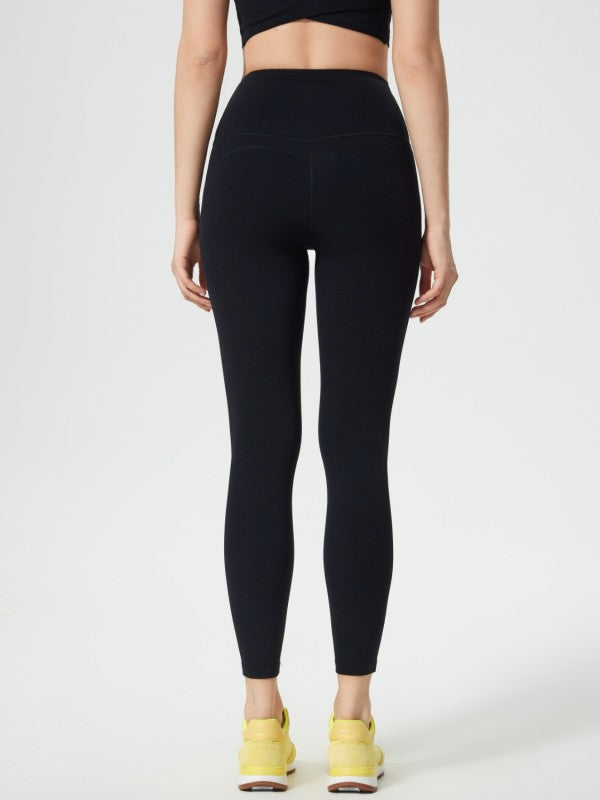 These leggings don’t just fit—they flatter. The JupiterGear Wide Waistband Leggings are your secret weapon for looking fierce and feeling unstoppable. Designed with a high-rise, wide waistband that smooths, shapes, and stays put, they’re built for movement and made for compliments.