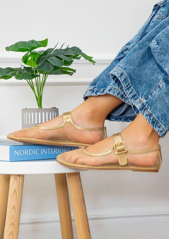 Jelly sandals featuring ankle strap with buckle closure, rounded closed-toe cut, thick flatform sole, slip-on style