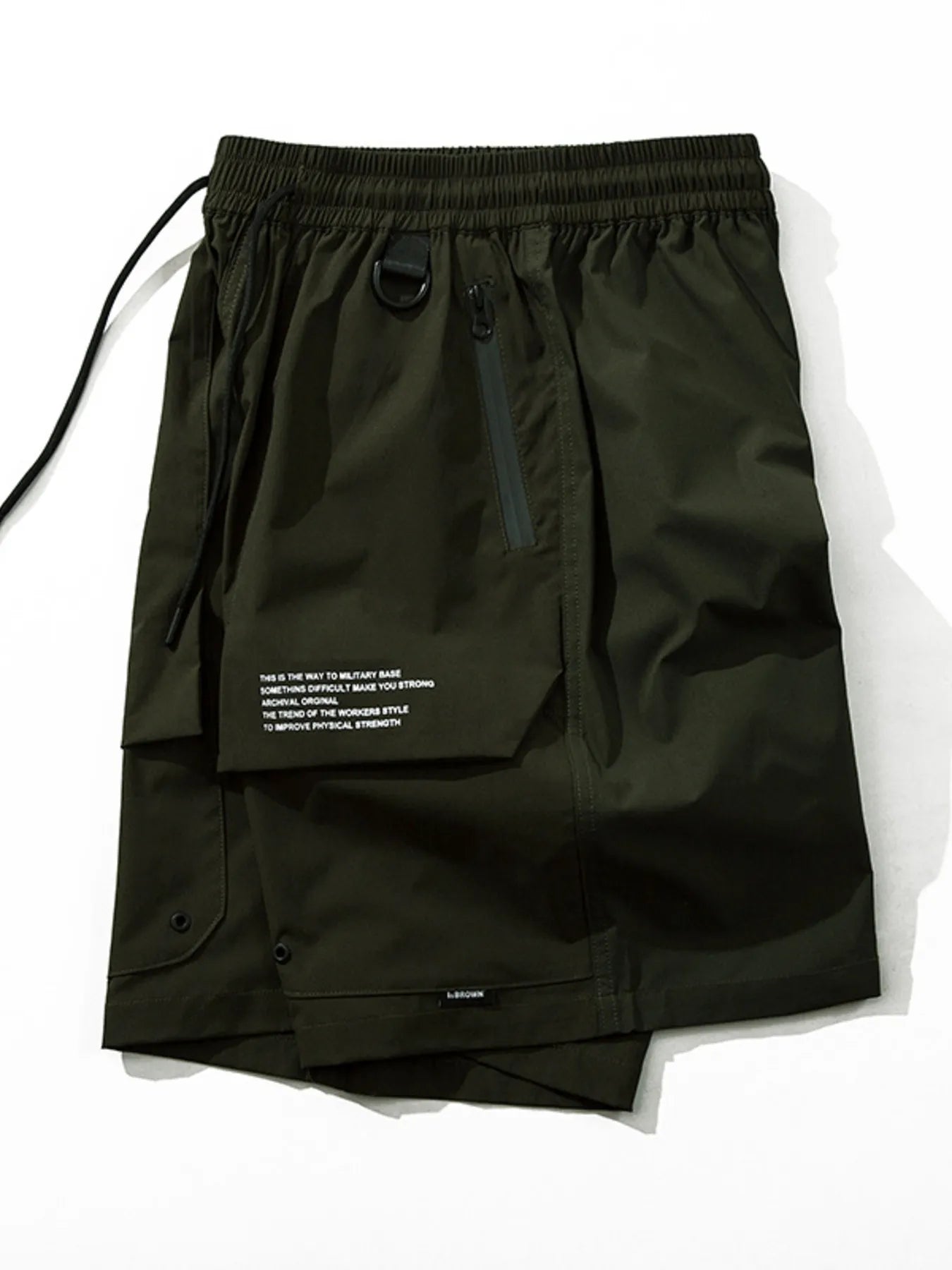 These men's plus-size drawstring shorts offer a comfortable, adjustable fit with a relaxed silhouette and breathable fabric for everyday wear.