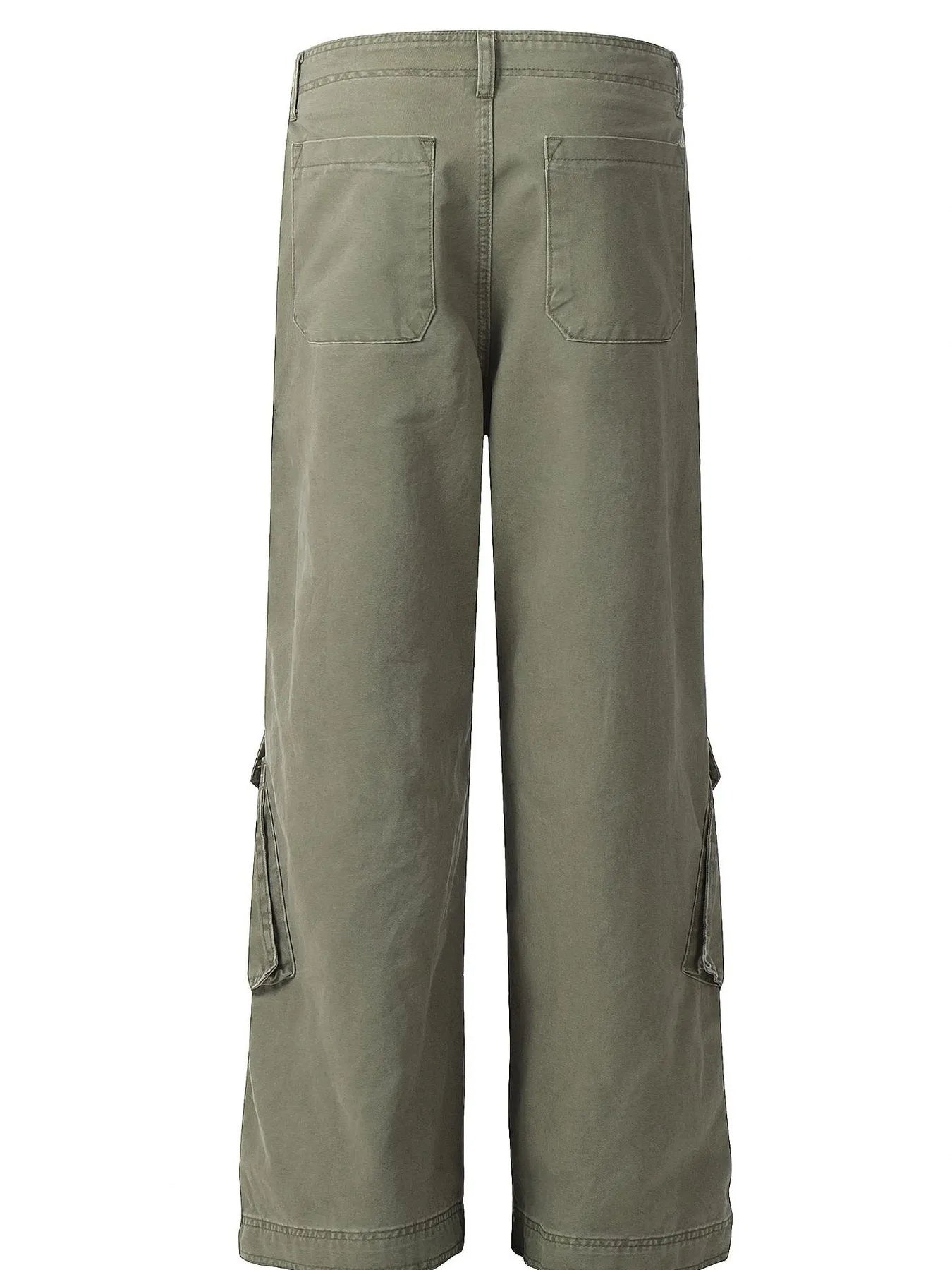Utility meets attitude. These wide-leg cargo pants are built for movement, style, and everyday versatility. Whether you're hitting the streets or chilling off-duty, they deliver comfort with a bold silhouette.