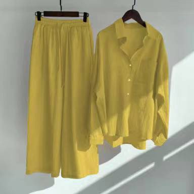 Petite two-piece pant set