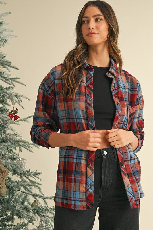 Machine-washable cotton for easy maintenance.
