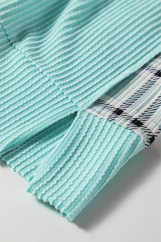 Suitable to transition from day-to-night wear.
