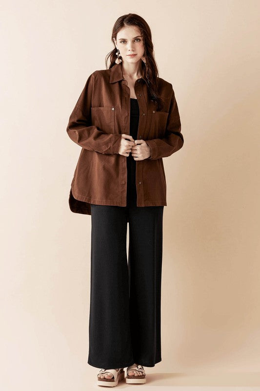 Breathable non-stretch cotton twill for year-round wear.