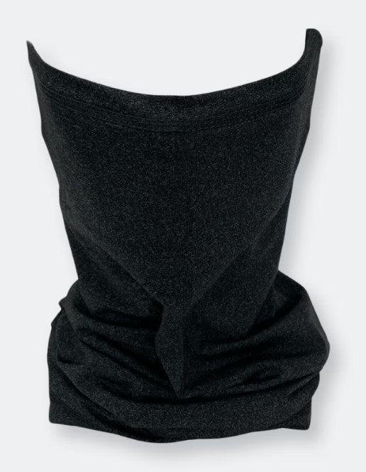 Whether you're running trails, cycling through wind, or powering through a workout, the Premium Sports Neck Gaiter Face Mask is your go-to for breathable protection and all-day comfort. Designed for athletes and adventurers, this gaiter keeps you covered without slowing you down.