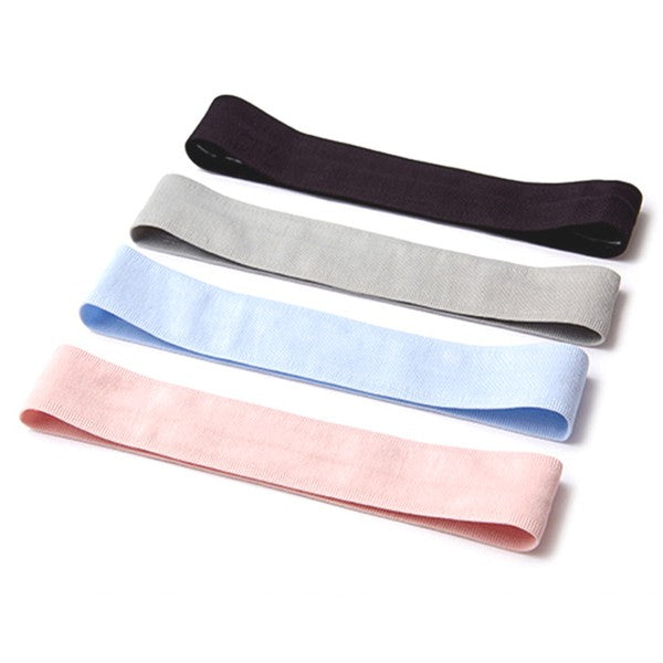 Stay cool, dry, and dialed in with the Running Sweat-Wicking Headband—your go-to gear for high-intensity workouts, long runs, and everything in between. Designed to pull moisture away from your skin and keep hair in place, it’s the perfect blend of performance and comfort.