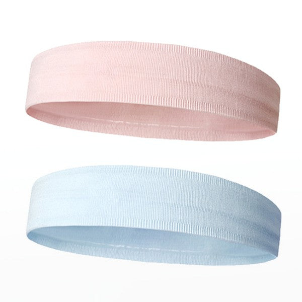 Stay cool, dry, and dialed in with the Running Sweat-Wicking Headband—your go-to gear for high-intensity workouts, long runs, and everything in between. Designed to pull moisture away from your skin and keep hair in place, it’s the perfect blend of performance and comfort.
