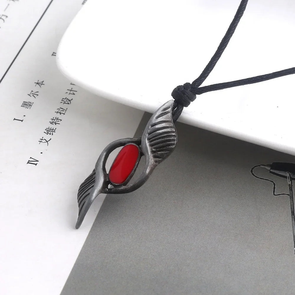 DMC Devil Maycry Pendant Necklace Devil Hunter Dante Perfect Amulet Red Crystal Necklaces for Women Men Choker Jewelry