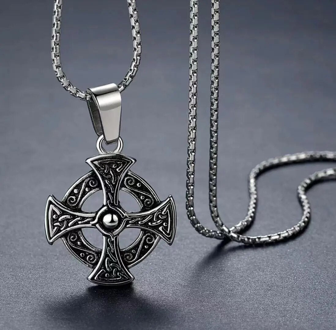 New Metal Black Cross Pendant Necklace Men and Women Fashion Gothic Punk Trend Hip Hop Accessories Jewelry Gift Wholesale