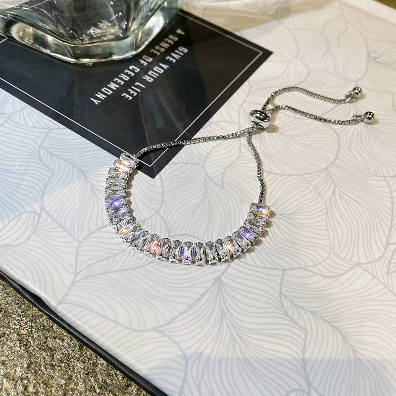 Luxury Sparkling Rhinestone Bracelet Ladies Girls Geometric Delicate Adjustable Bracelet Vintage Style Jewelry Accessories Gifts