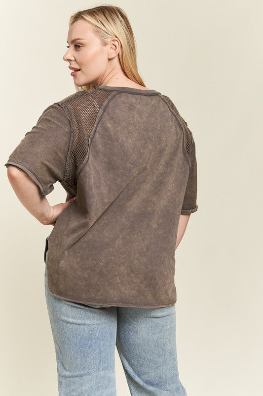 Contrast fabric on the fishnet shoulder is 100% cotton for breathability.