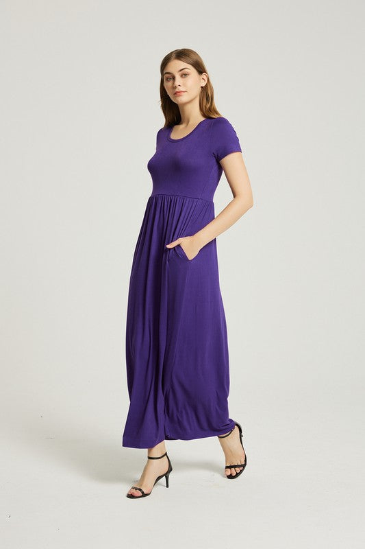 The Womens Summer Casual Maxi Dress with Pocket is a breezy, lightweight dress designed for everyday comfort, featuring a flowing silhouette and a convenient side pocket for practicality.