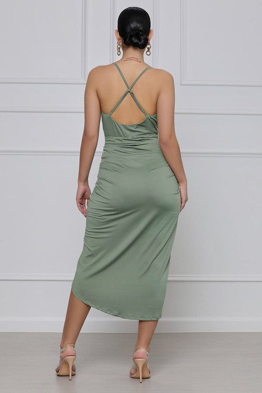 The sexy Maxi Dress 6 features a figure-skimming silhouette, a dramatic plunging neckline, and a flowy, floor-length skirt that moves with every step.