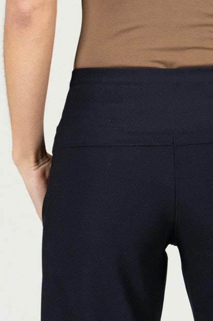 TRAVELER PANT: BLACK