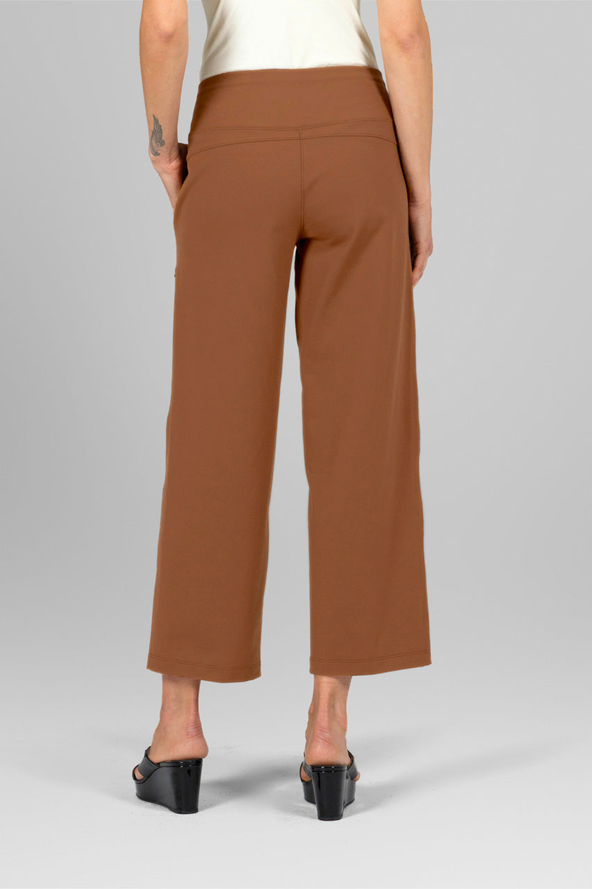 TRAVELER ANKLE PANT: DARK KHAKI