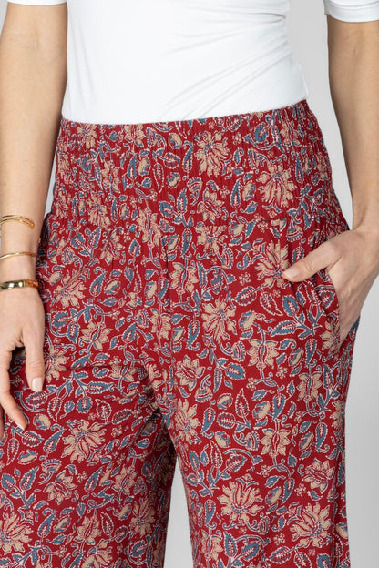 PORTOFINO TRAVEL PANT: RED MOTIF
