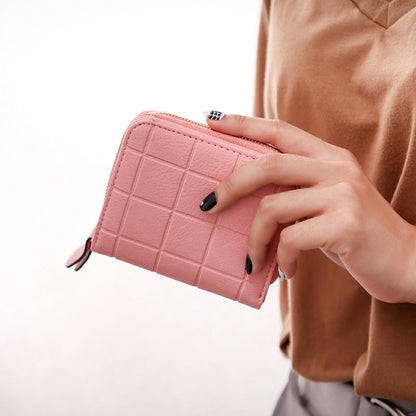 Lingge embossed coin purse