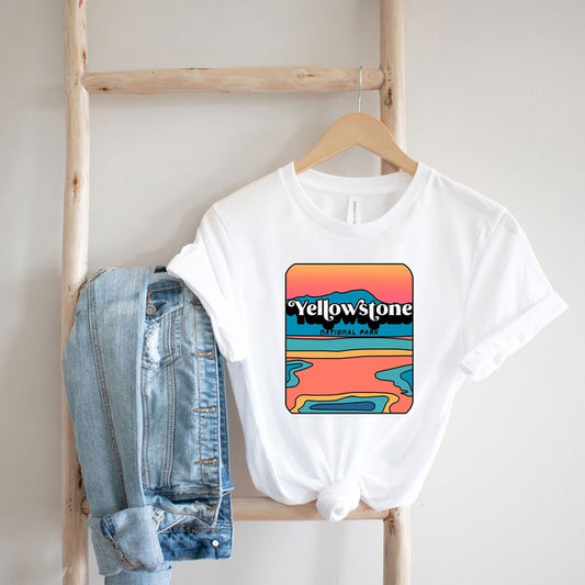 Vintage Yellowstone Short Sleeve Graphic Tee