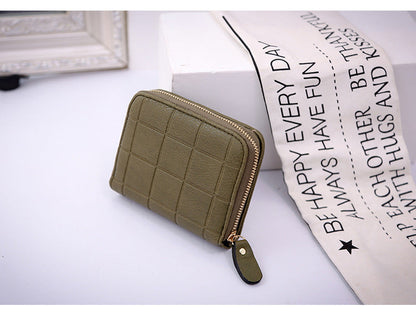 Lingge embossed coin purse