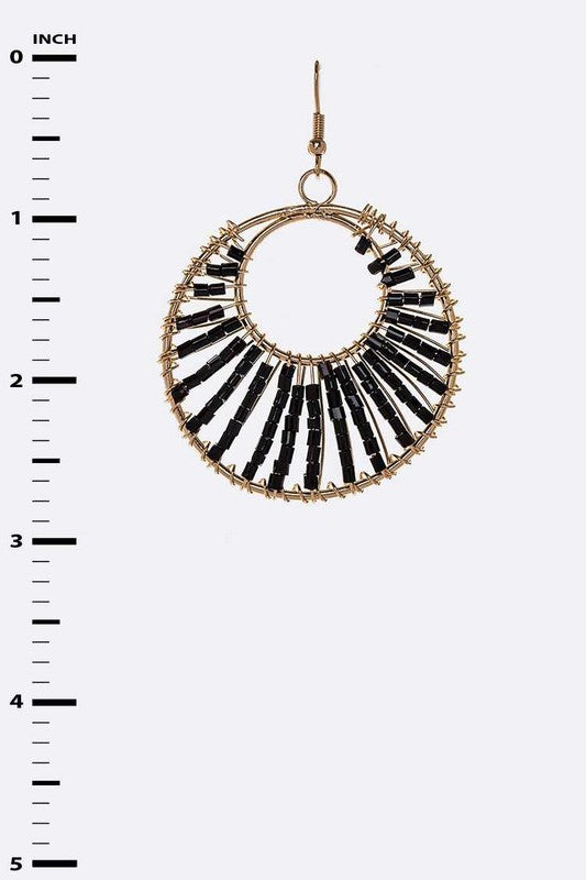 Art meets elegance. These Beaded Wired Fashion Earrings are a celebration of handcrafted beauty, combining delicate wirework with vibrant beads for a look that’s both bold and refined. Whether you're dressing up for a gallery opening or adding flair to your everyday outfit, these earrings are wearable ar