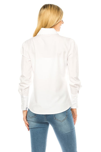 Relaxed fit that drapes nicely on the body. Back detail
