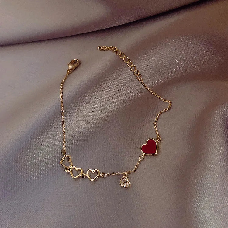 Trendy Exquisite Heart Shiny Charm Bracelets for Women Designer Creativity Luxury Jewelry High Quality Zircon Wedding Party