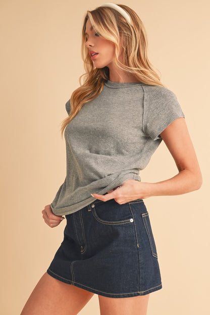 Comes in fun, vibrant colors: Emerald, Lemon, Pink, Pistachio.