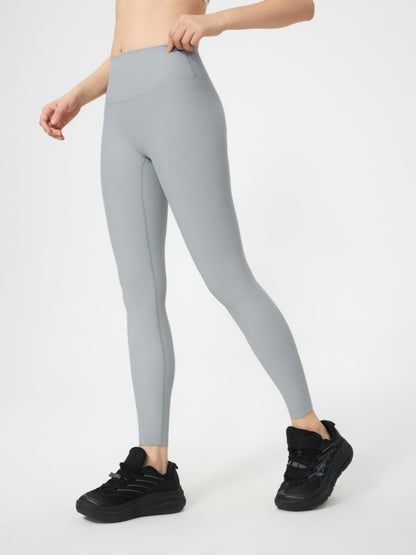 These aren’t just leggings—they’re your new power move. The JupiterGear High-Waisted Leggings are built to support your every step, stretch, and squat with a sleek silhouette and a waistband that actually stays put. Whether you're crushing a workout or cruising through your day, these leggings deliver comfort, confidence, and serious style.