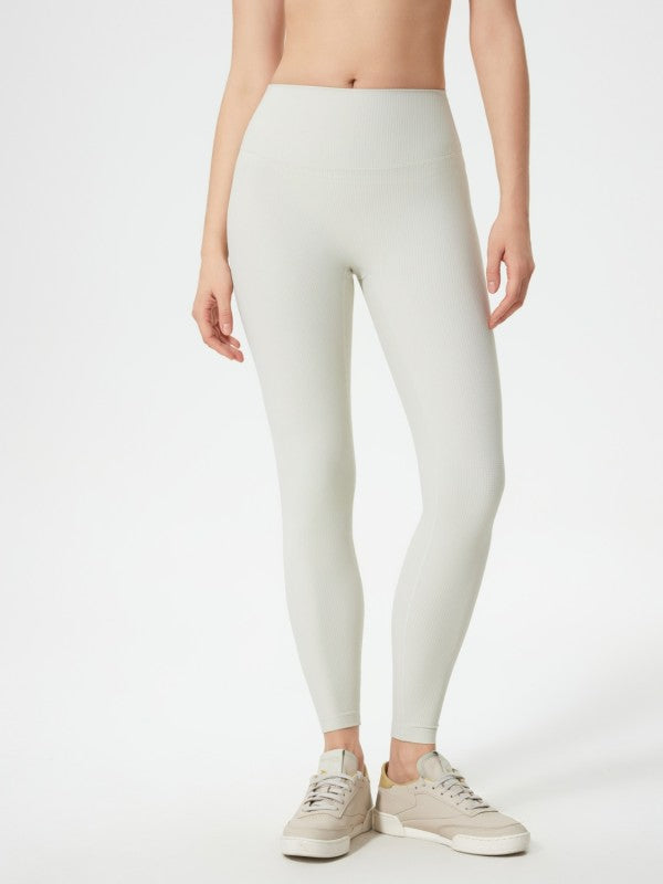 These aren’t just leggings—they’re your new power move. The JupiterGear High-Waisted Leggings are built to support your every step, stretch, and squat with a sleek silhouette and a waistband that actually stays put. Whether you're crushing a workout or cruising through your day, these leggings deliver comfort, confidence, and serious style.
