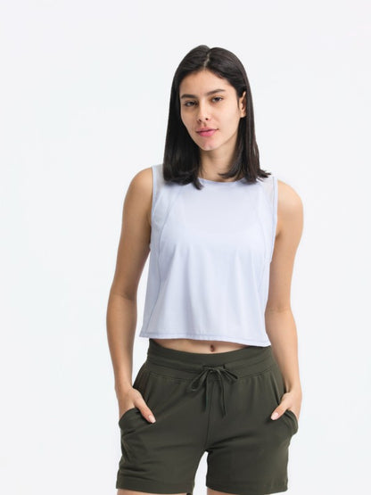 Made from breathable, stretchy fabric that moves with you, it’s perfect for everything from yoga flows to coffee runs. Whether you wear it solo or under your favorite hoodie, this tank brings comfort and confidence to every moment.