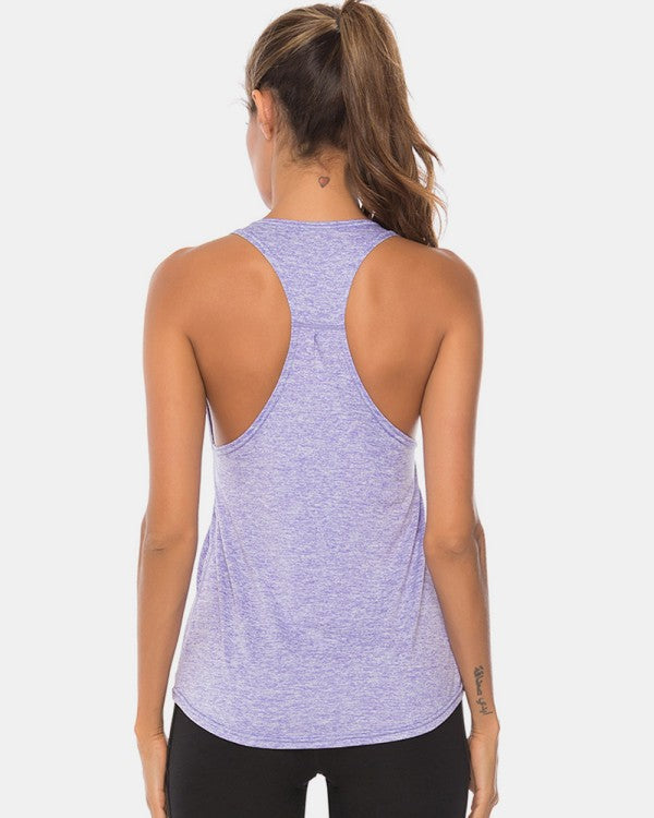 The JupiterGear Scoop-Neck Long Tank Top is that one piece you’ll reach for again and again. With a flattering scoop neckline and a longer length that gives you coverage where you want it, this tank is perfect solo or layered under your favorite jacket, hoodie, or cardigan.