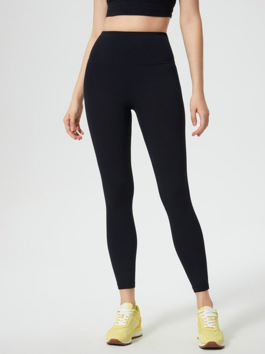 These leggings don’t just fit—they flatter. The JupiterGear Wide Waistband Leggings are your secret weapon for looking fierce and feeling unstoppable. Designed with a high-rise, wide waistband that smooths, shapes, and stays put, they’re built for movement and made for compliments.