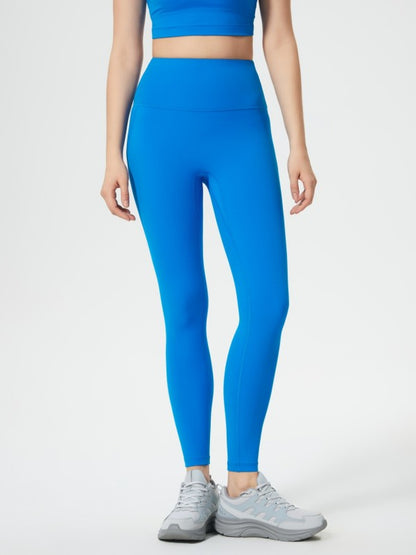 These leggings don’t just fit—they flatter. The JupiterGear Wide Waistband Leggings are your secret weapon for looking fierce and feeling unstoppable. Designed with a high-rise, wide waistband that smooths, shapes, and stays put, they’re built for movement and made for compliments.g
