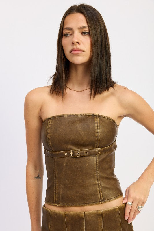 Armless design highlights the shoulders and neckline.