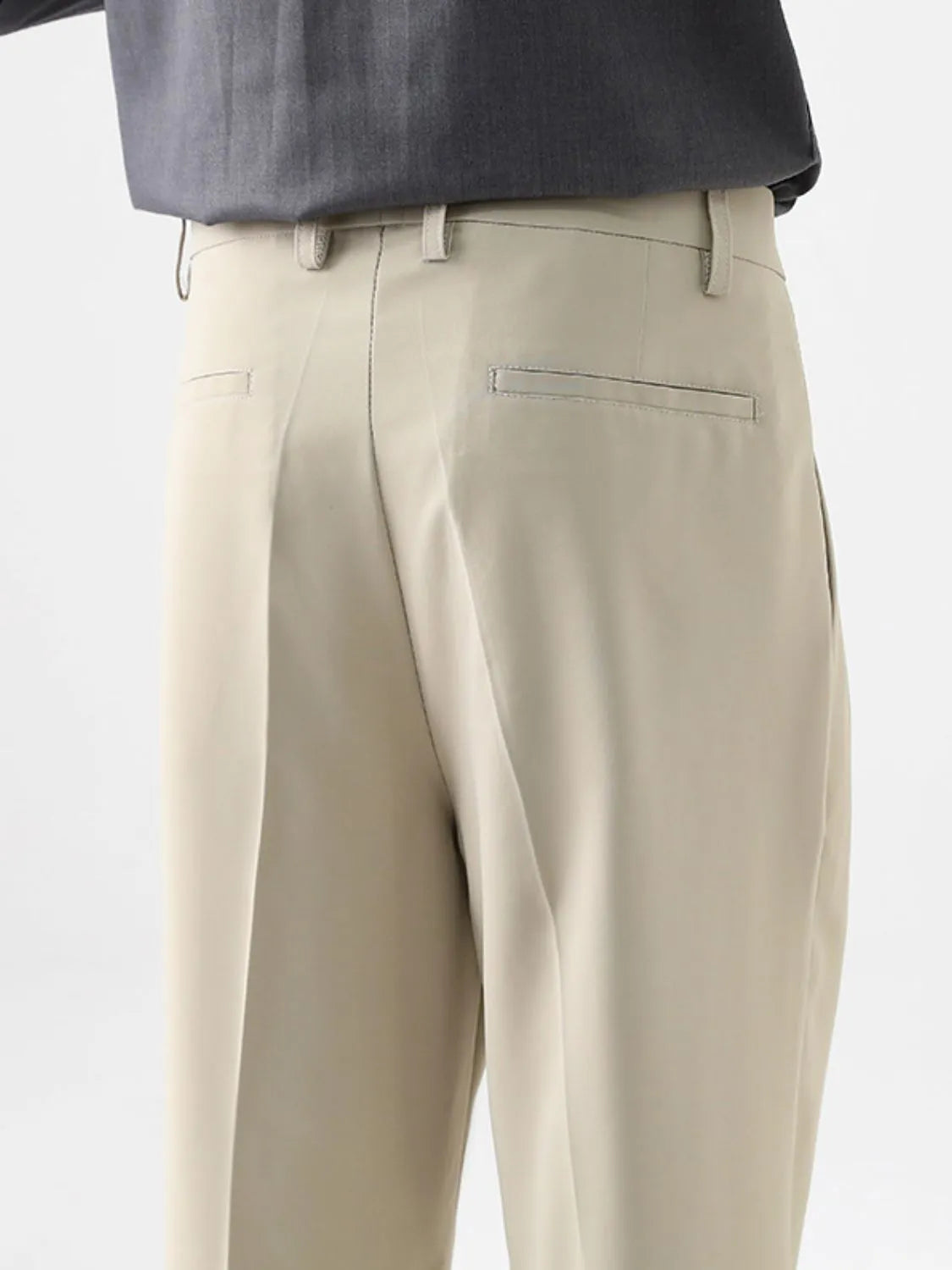 Comfort that fits. Style that lasts. These solid-color pants are designed for everyday wear with a clean, minimal look and a fit that works for every body. Whether you're heading to work, running errands, or relaxing at home, these pants deliver effortless style and all-day comfort.