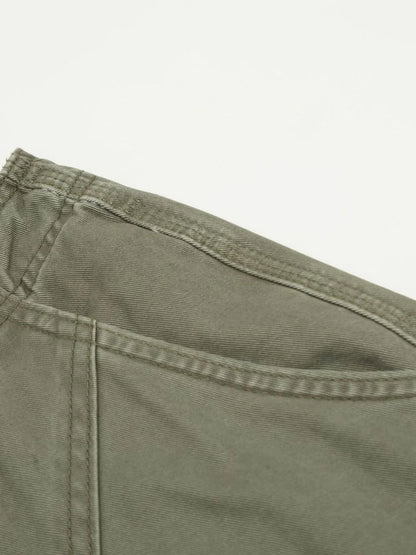 Utility meets attitude. These wide-leg cargo pants are built for movement, style, and everyday versatility. Whether you're hitting the streets or chilling off-duty, they deliver comfort with a bold silhouette.