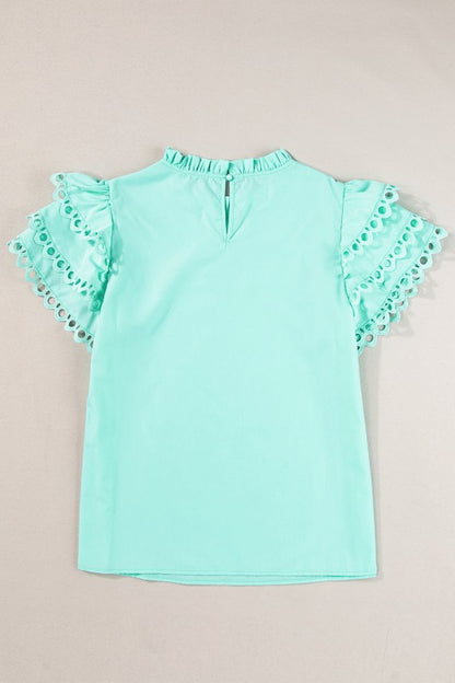 Available in soft mint green and Beau Blue — versatile pastels. 