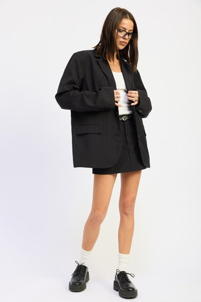 PIN STRIPE OVERSIZED BLAZER