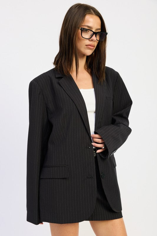 PIN STRIPE OVERSIZED BLAZER